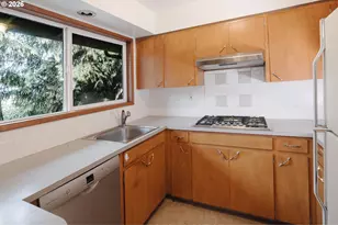 4825 SE 140th Ave, Portland, OR 97236 - Photo 21