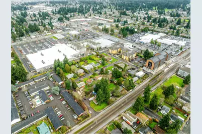 E Burnside St, Portland, OR 97216 - Photo 21