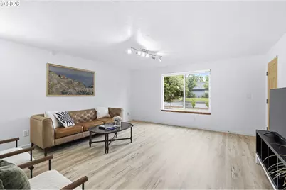 10515 SW Clydesdale Ter, Beaverton, OR 97008 - Photo 5