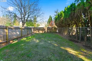 3434 SE Rockwood St, Milwaukie, OR 97222 - Photo 27