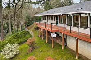 8000 SW Linden Rd, Portland, OR 97225 - Photo 41