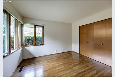 8000 SW Linden Rd, Portland, OR 97225 - Photo 27