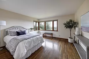 8000 SW Linden Rd, Portland, OR 97225 - Photo 25