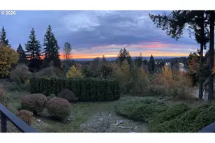 8000 SW Linden Rd, Portland, OR 97225 - Photo 37