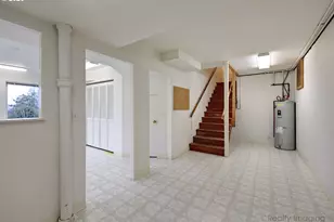 8000 SW Linden Rd, Portland, OR 97225 - Photo 29