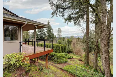 8000 SW Linden Rd, Portland, OR 97225 - Photo 35