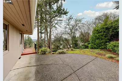 8000 SW Linden Rd, Portland, OR 97225 - Photo 33