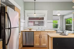 1915 NE 46th Ave, Portland, OR 97213 - Photo 15