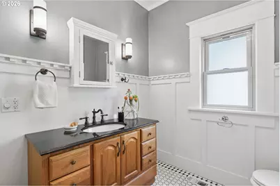 1915 NE 46th Ave, Portland, OR 97213 - Photo 31