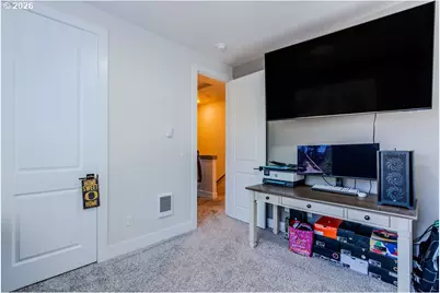 7726 SE Tolman St, Portland, OR 97206 - Photo 13
