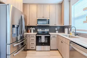 7726 SE Tolman St, Portland, OR 97206 - Photo 7