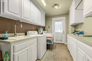 30683 S Hwy 213, Molalla, OR 97038 - Photo 21