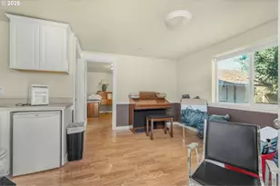30683 S Hwy 213, Molalla, OR 97038 - Photo 27