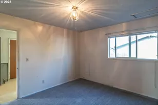 4072 Hanna St, Roseburg, OR 97471 - Photo 15