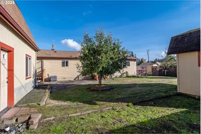 4072 Hanna St, Roseburg, OR 97471 - Photo 33