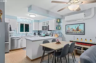 24066 NE Treehill Dr, Wood Village, OR 97060 - Photo 11