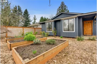 1131 NE 118th Ave, Portland, OR 97220 - Photo 3