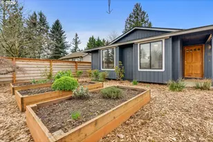 1131 NE 118th Ave, Portland, OR 97220 - Photo 3