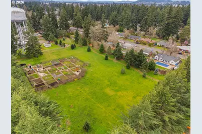 1131 NE 118th Ave, Portland, OR 97220 - Photo 45