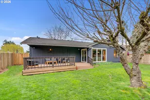 1131 NE 118th Ave, Portland, OR 97220 - Photo 41