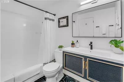 1131 NE 118th Ave, Portland, OR 97220 - Photo 21