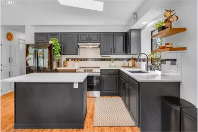 1131 NE 118th Ave, Portland, OR 97220 - Photo 19