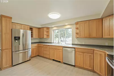 12905 NE 36th St, Vancouver, WA 98682 - Photo 9