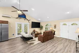 855 NW 114th Ave, Portland, OR 97229 - Photo 7