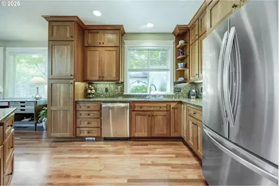 2299 Avengale Dr, Eugene, OR 97408 - Photo 15