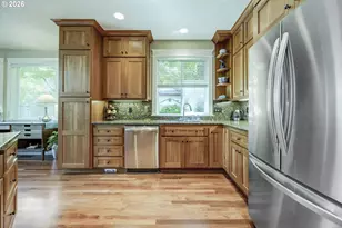 2299 Avengale Dr, Eugene, OR 97408 - Photo 15