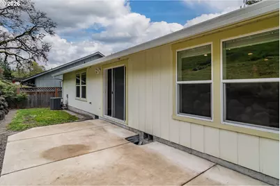 4509 Ridenour St, Roseburg, OR 97470 - Photo 35