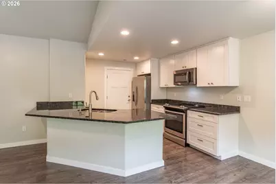 4509 Ridenour St, Roseburg, OR 97470 - Photo 7