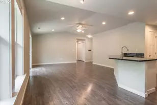 4509 Ridenour St, Roseburg, OR 97470 - Photo 15