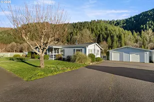 11119 N Myrtle Rd, Myrtle Creek, OR 97457 - Photo 7