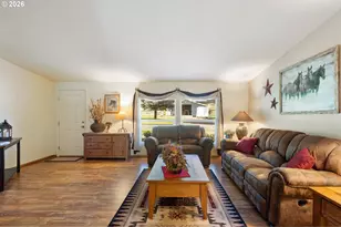 11119 N Myrtle Rd, Myrtle Creek, OR 97457 - Photo 9