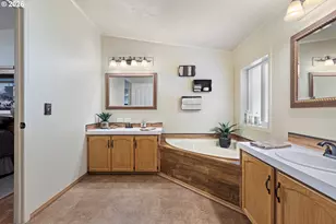 11119 N Myrtle Rd, Myrtle Creek, OR 97457 - Photo 25