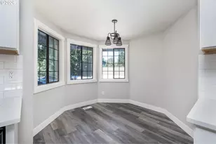 4010 SW 13th Ct, Gresham, OR 97080 - Photo 13