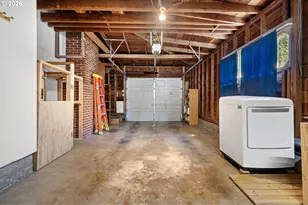 130 E 31st Ave, Eugene, OR 97405 - Photo 41