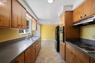 130 E 31st Ave, Eugene, OR 97405 - Photo 27