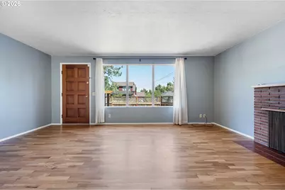130 E 31st Ave, Eugene, OR 97405 - Photo 5