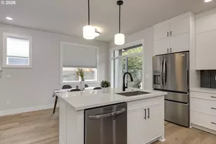 7921 SW 74th Ave, Portland, OR 97223 - Photo 7