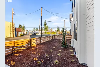 6219 NE Stanton St, Portland, OR 97213 - Photo 15