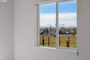 512 SW 6th St, Metolius, OR 97741 - Photo 9