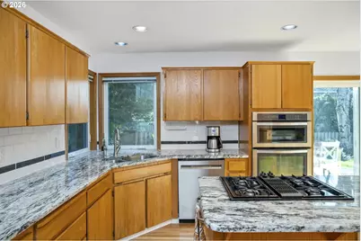 13350 SW Snowshoe Ln, Beaverton, OR 97008 - Photo 17