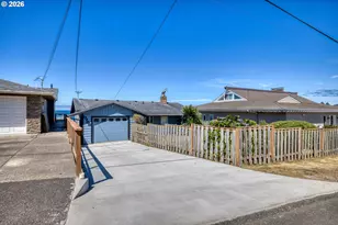 5753 NW Jetty Ave, Lincoln City, OR 97367 - Photo 29
