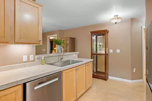 730 NW 185th Ave, Beaverton, OR 97006 - Photo 7