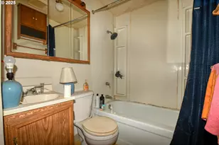 703 SE Isaac Ave, Pendleton, OR 97801 - Photo 17