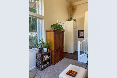 2608 SW Hume Ct, Portland, OR 97219 - Photo 9
