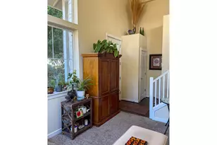 2608 SW Hume Ct, Portland, OR 97219 - Photo 9