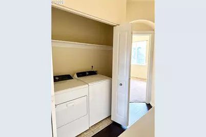 2608 SW Hume Ct, Portland, OR 97219 - Photo 17